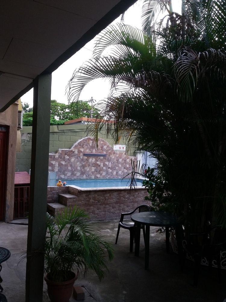 Cabinas Madeleine Puntarenas Bagian luar foto