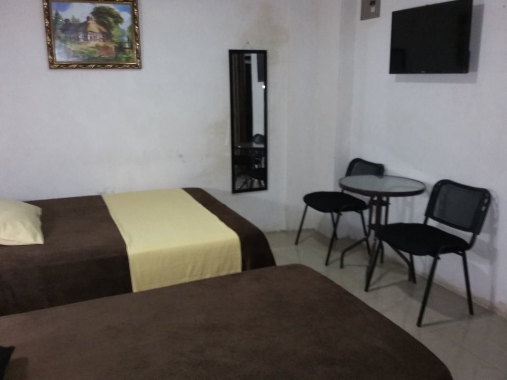 Cabinas Madeleine Puntarenas Bagian luar foto